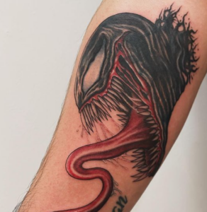 tatuaje tattoo venom pinyana barcelona cbd