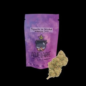 comprar cbd flores cogollos cannabis legal de calidad a buen precio. mejor tienda cbd aquelarre cbd